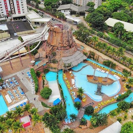 Spazzio Andrian & Silva - Inclusos Ingressos Do Parque Калдас-Новас Экстерьер фото